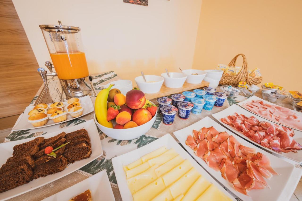 Albergo Casavecchia Tiarno di Sopra Exterior foto